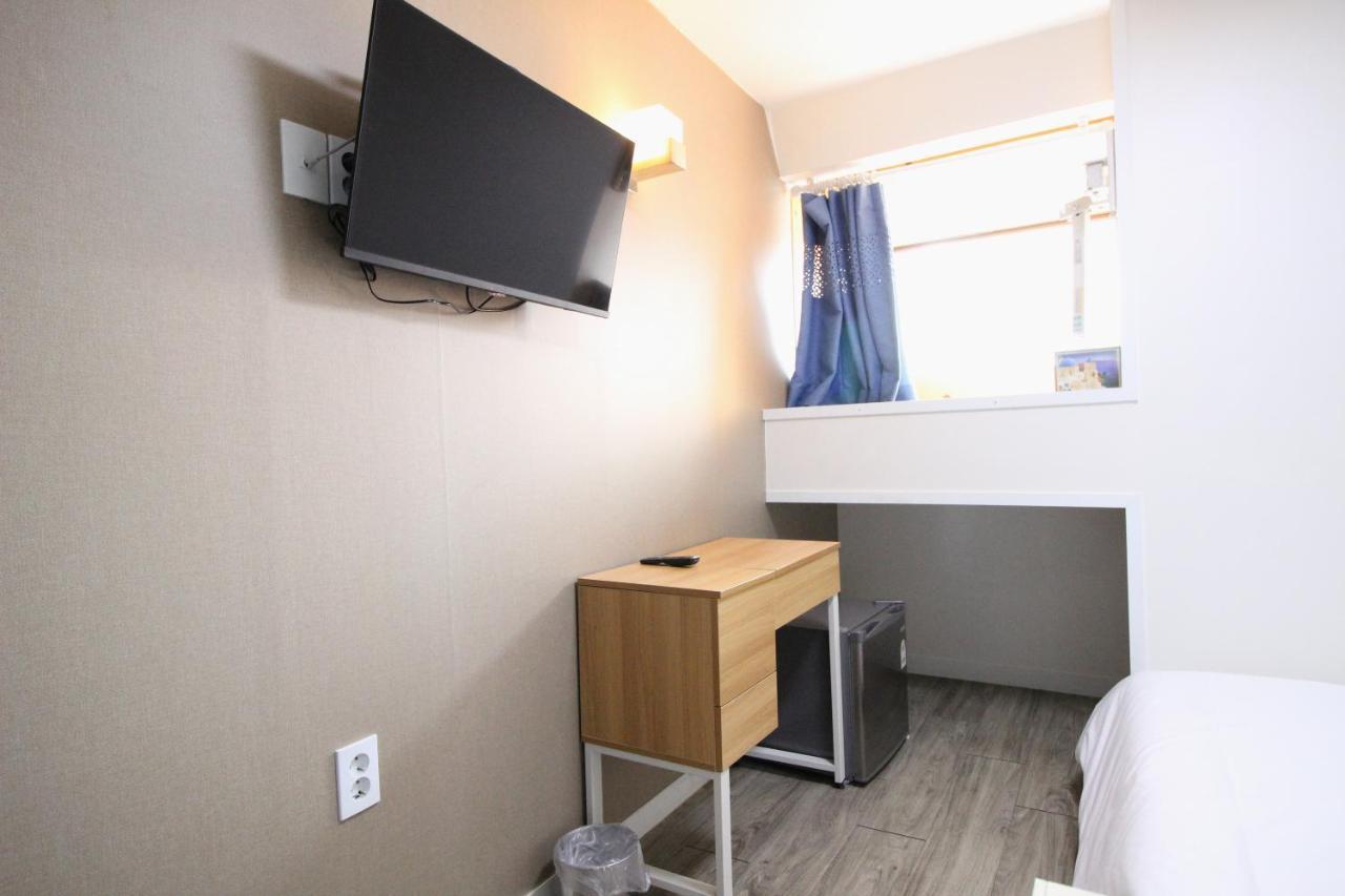 Hotel Golden Park Myeongdong Seúl Exterior foto