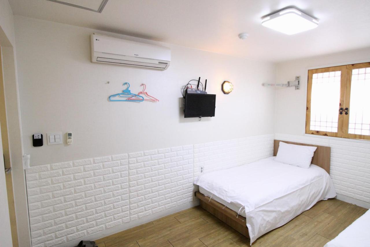 Hotel Golden Park Myeongdong Seúl Exterior foto