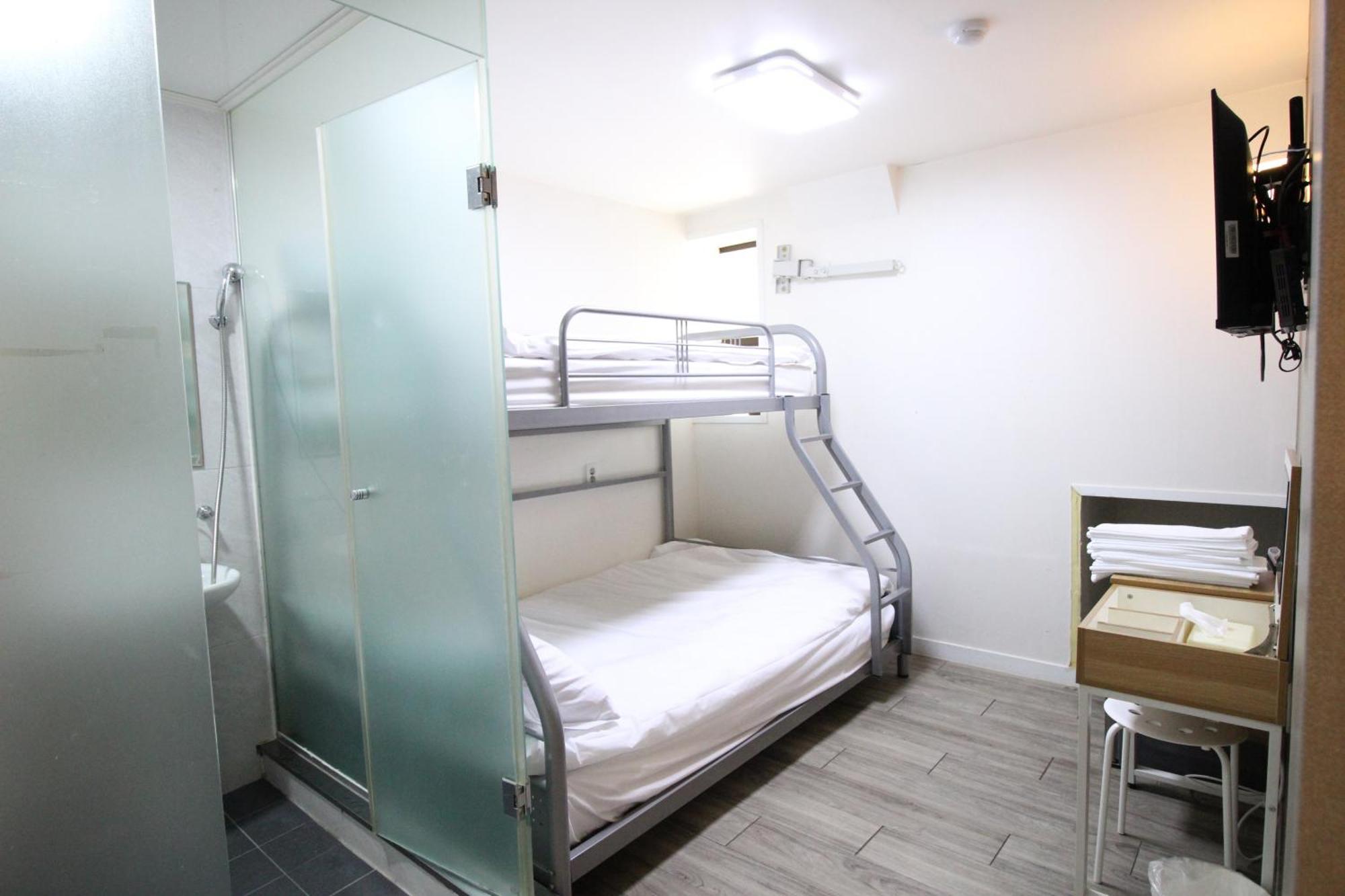 Hotel Golden Park Myeongdong Seúl Exterior foto