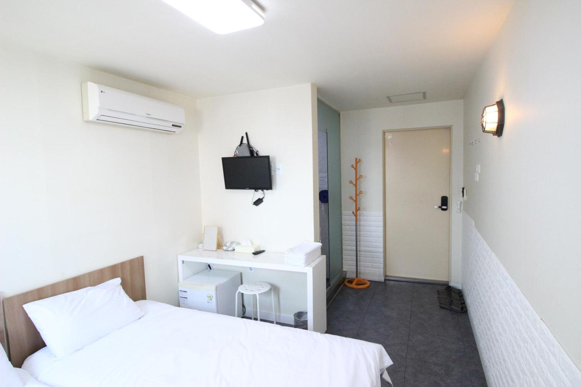 Hotel Golden Park Myeongdong Seúl Exterior foto