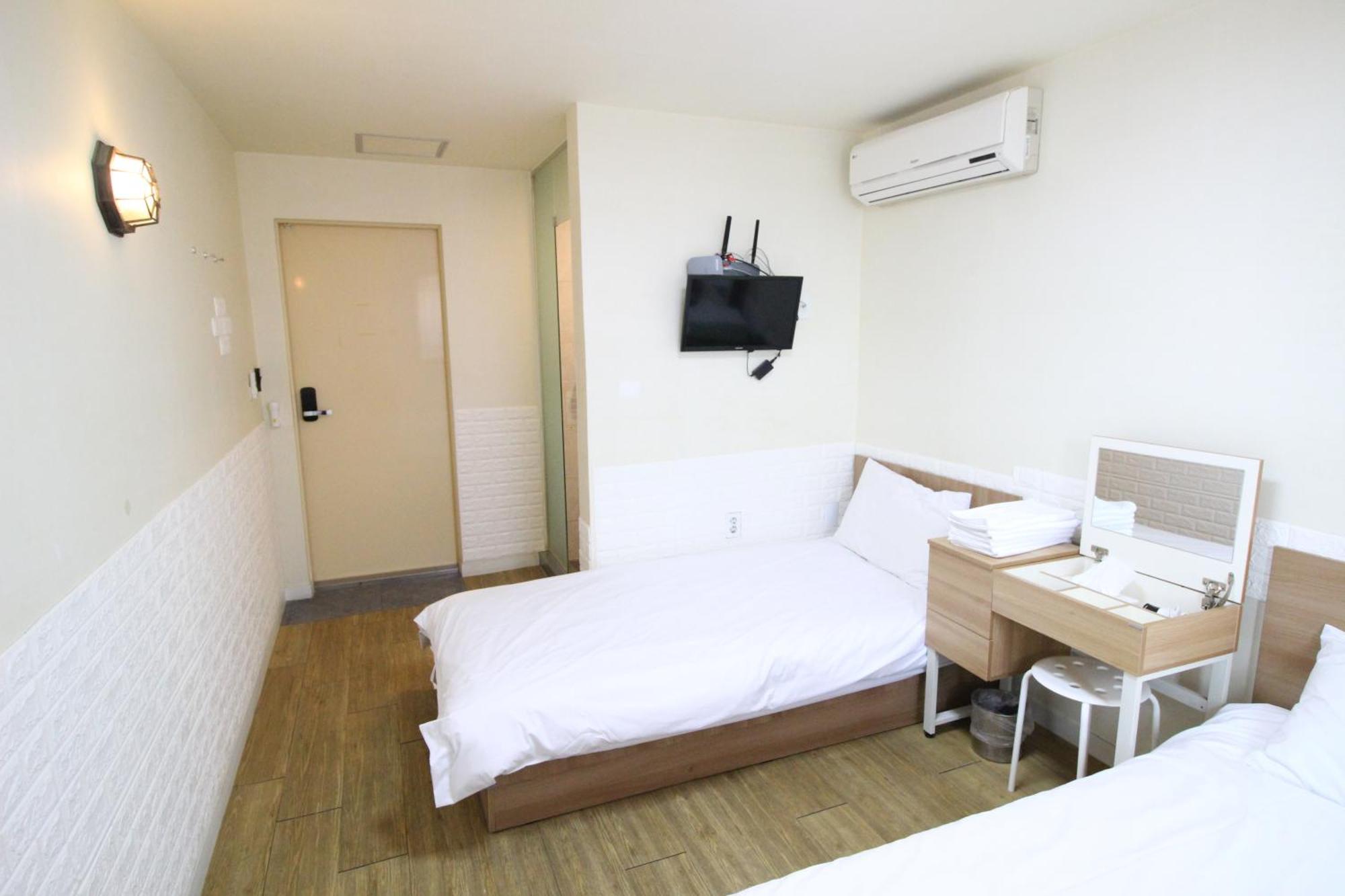 Hotel Golden Park Myeongdong Seúl Exterior foto