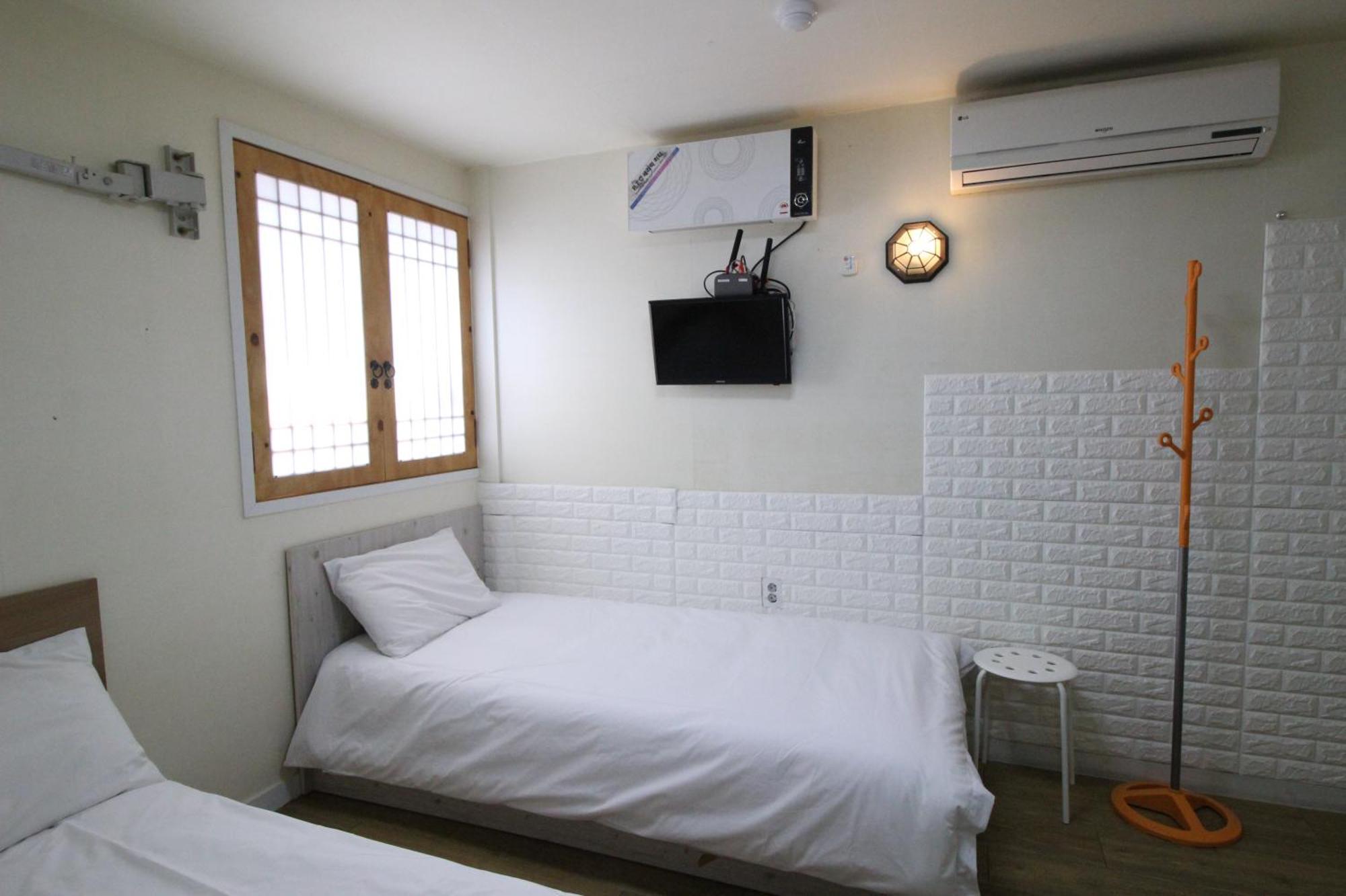 Hotel Golden Park Myeongdong Seúl Exterior foto